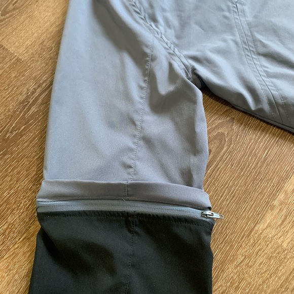 Adidas Pullover - Picture 3 of 4